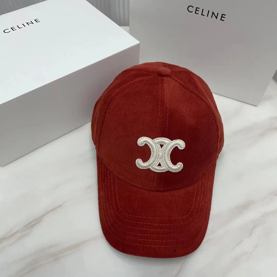 Вельветовая бейсболка Celine - красная