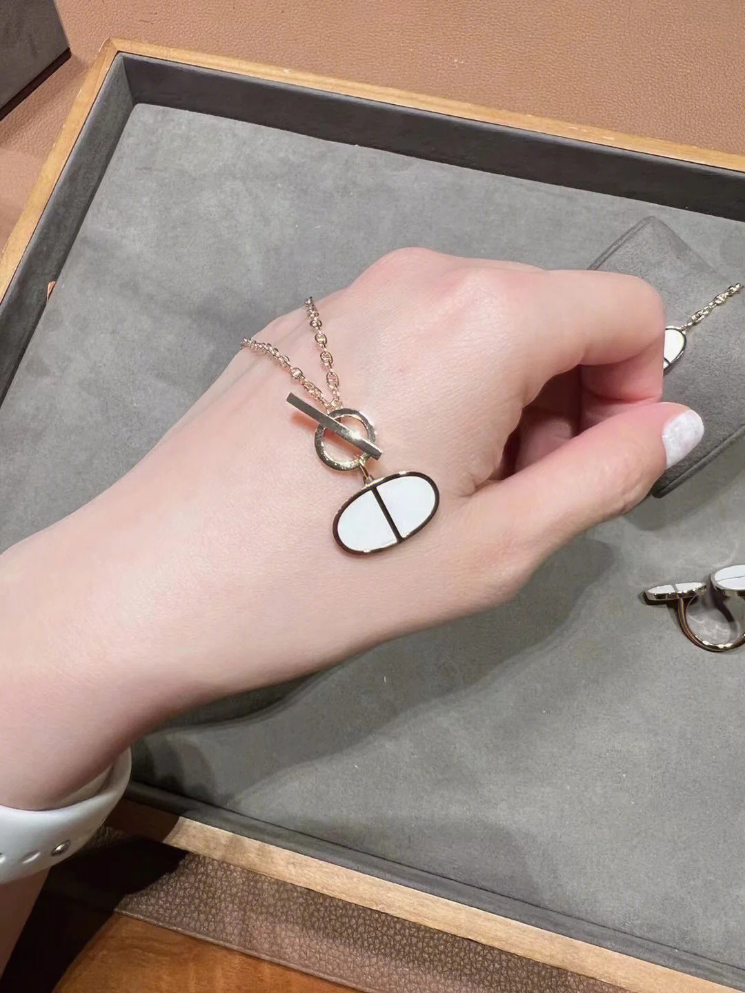 Колье Hermes 028