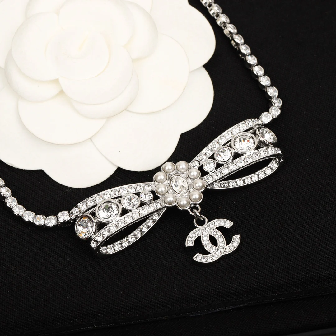 Колье Chanel 411