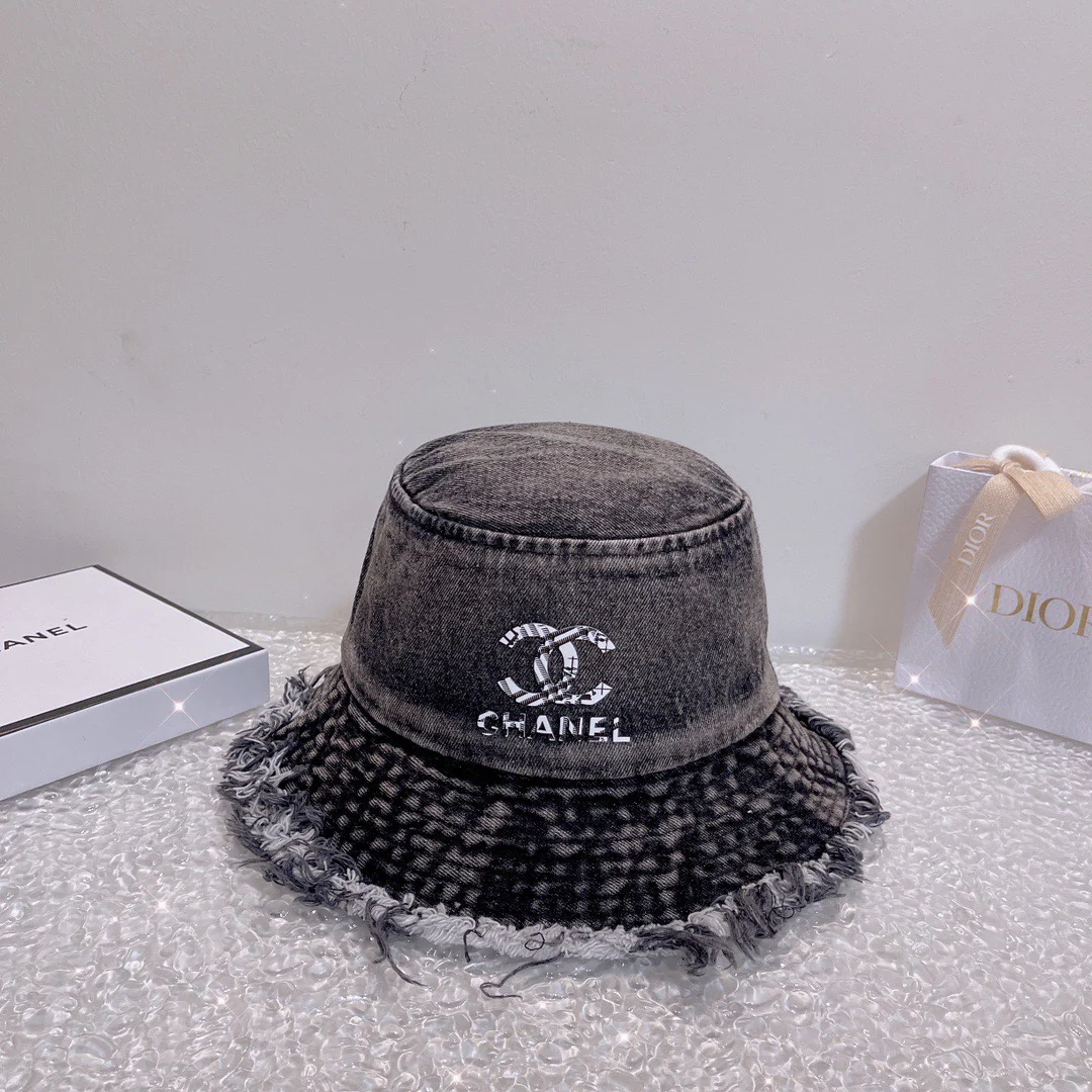 Chanel - Рыбацкая шляпа в стиле 