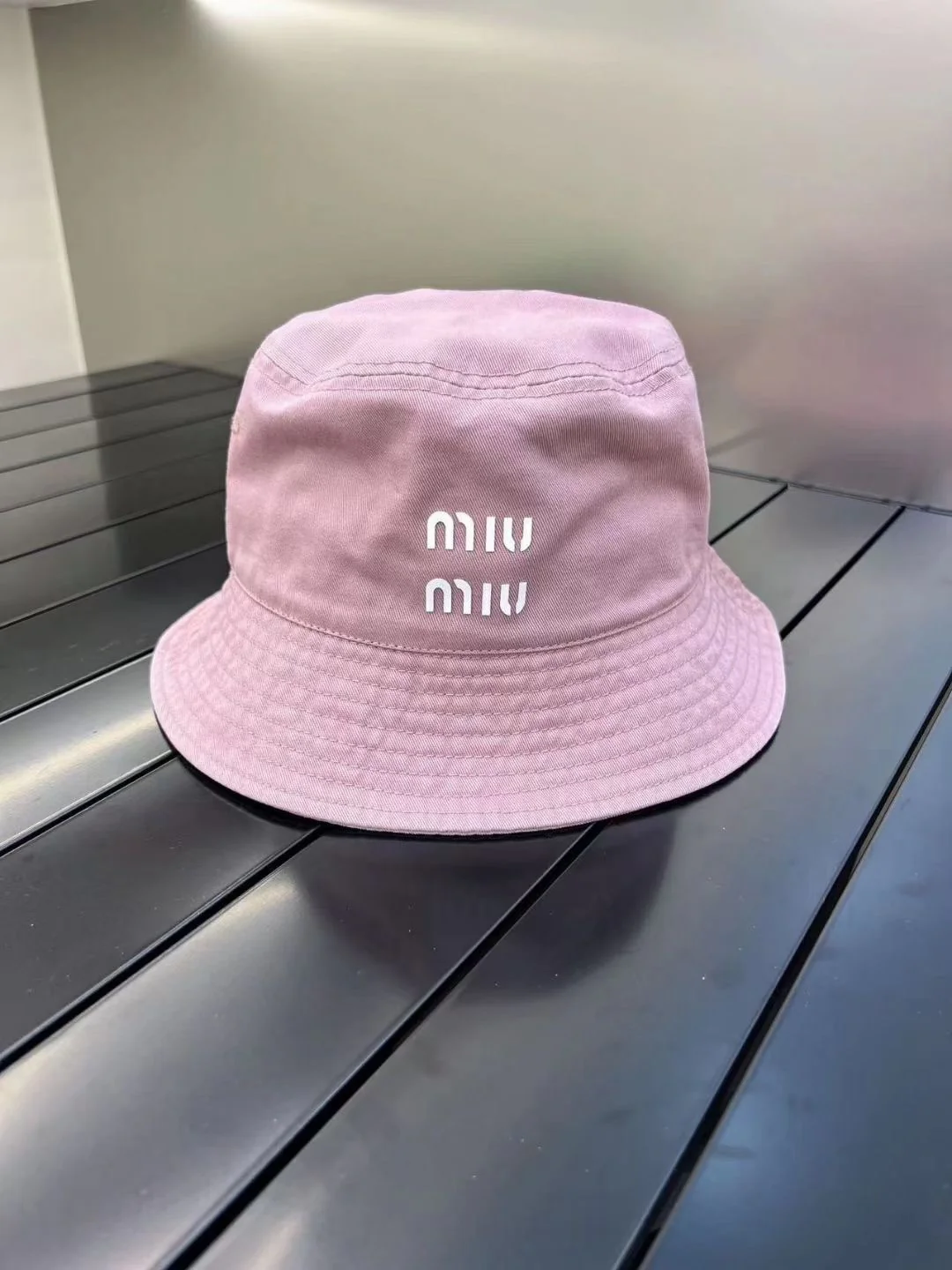 Miu Miu - Рыбацкая шляпа из чистого хлопка