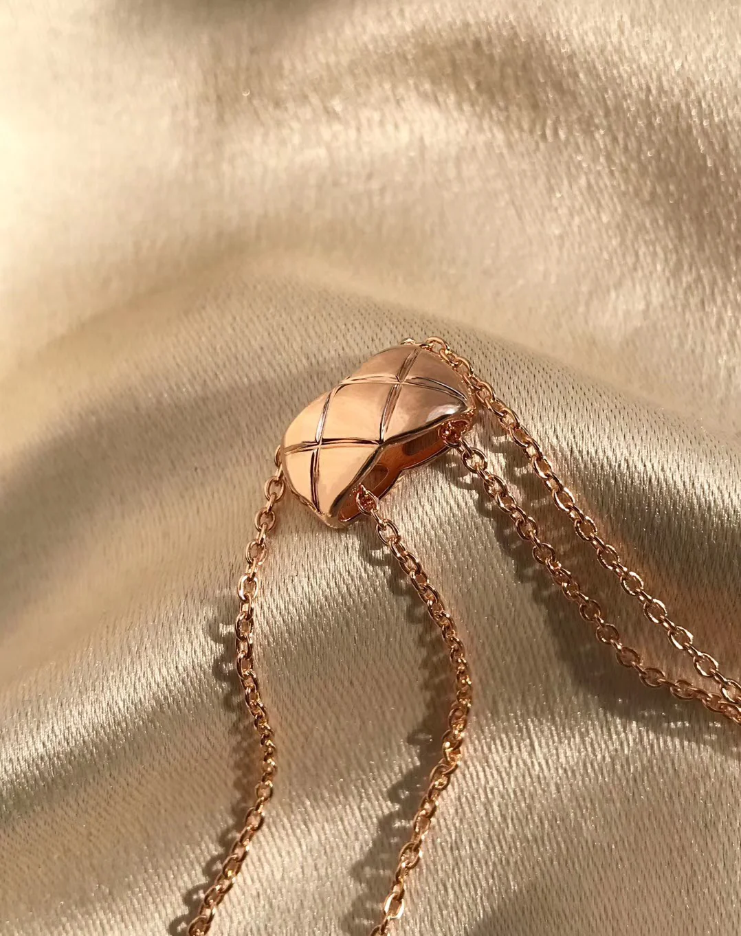 Колье Chanel 569