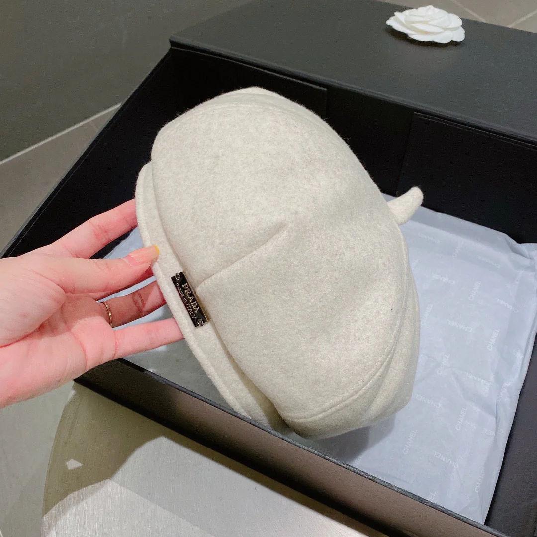 Prada - Шерстяной берет - Белый