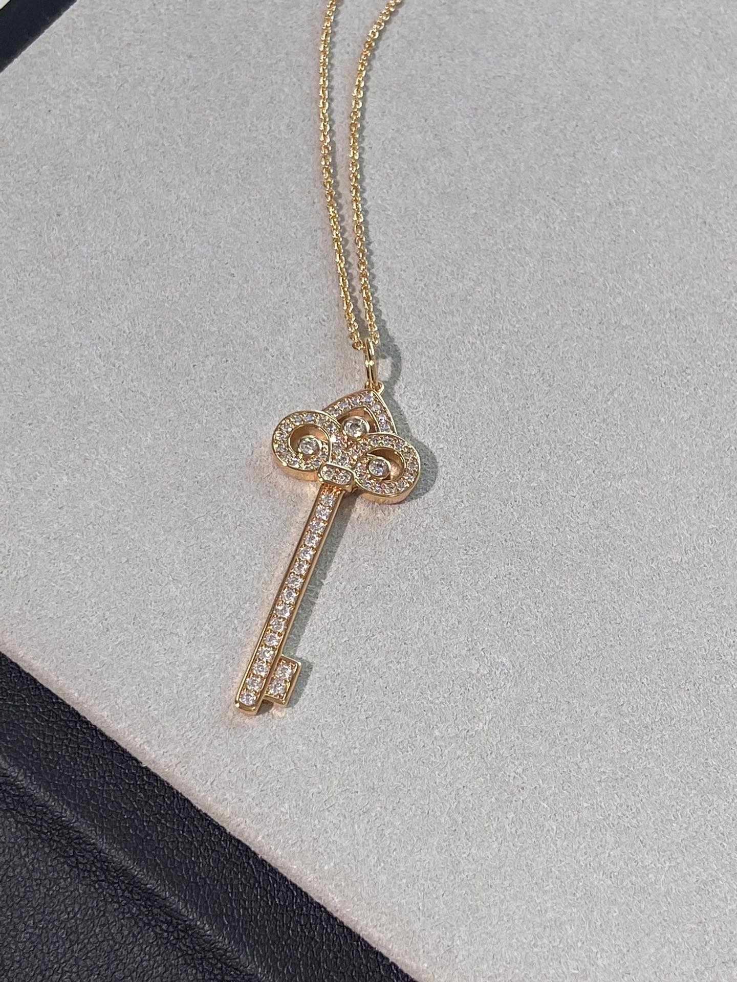 Колье Tiffany 064