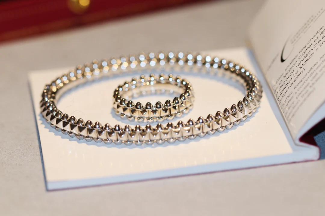 Кольцо Cartier Clash - розовое и белое золото