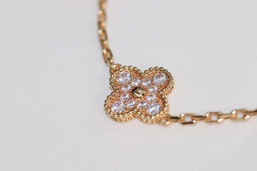 Браслет VCA - 22