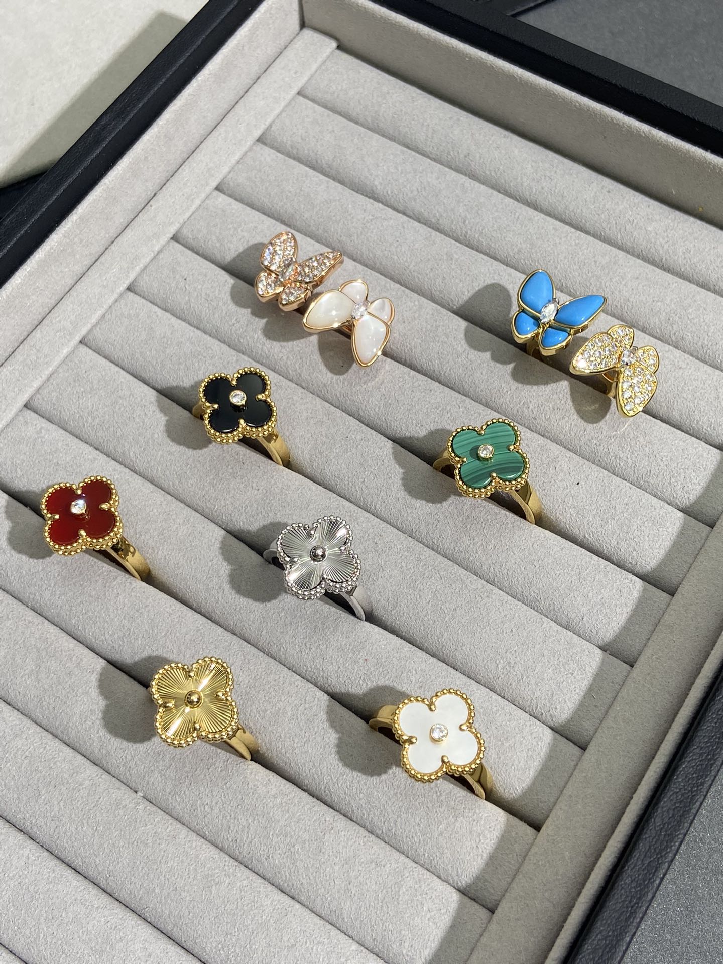 Ван Век - Кольцо 073