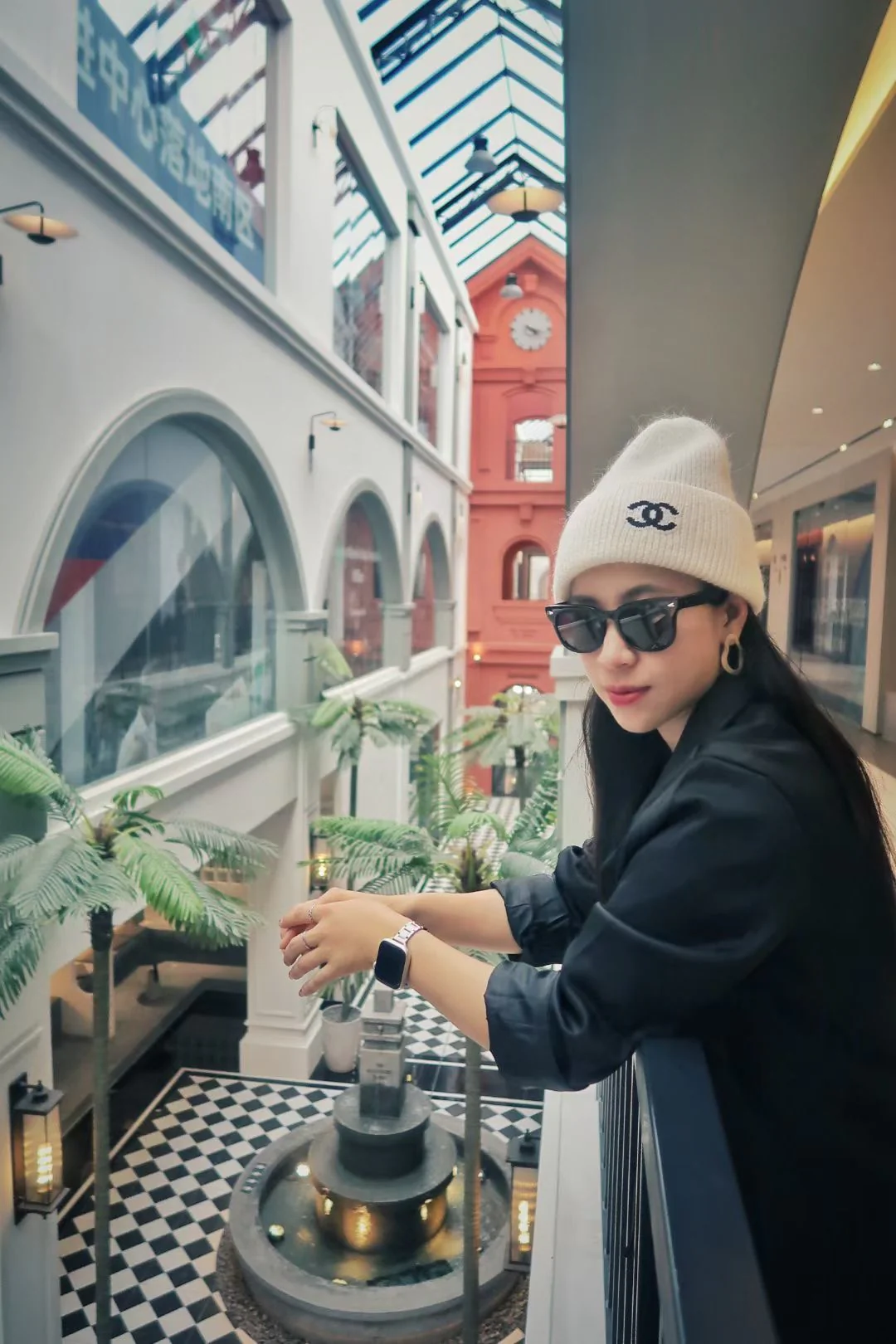 Chanel - Новая универсальная вязаная шапка с небольшим логотипом