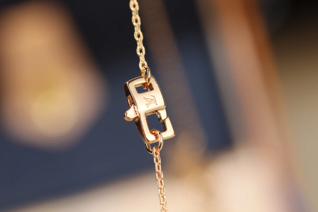 LV-Ожерелье-4