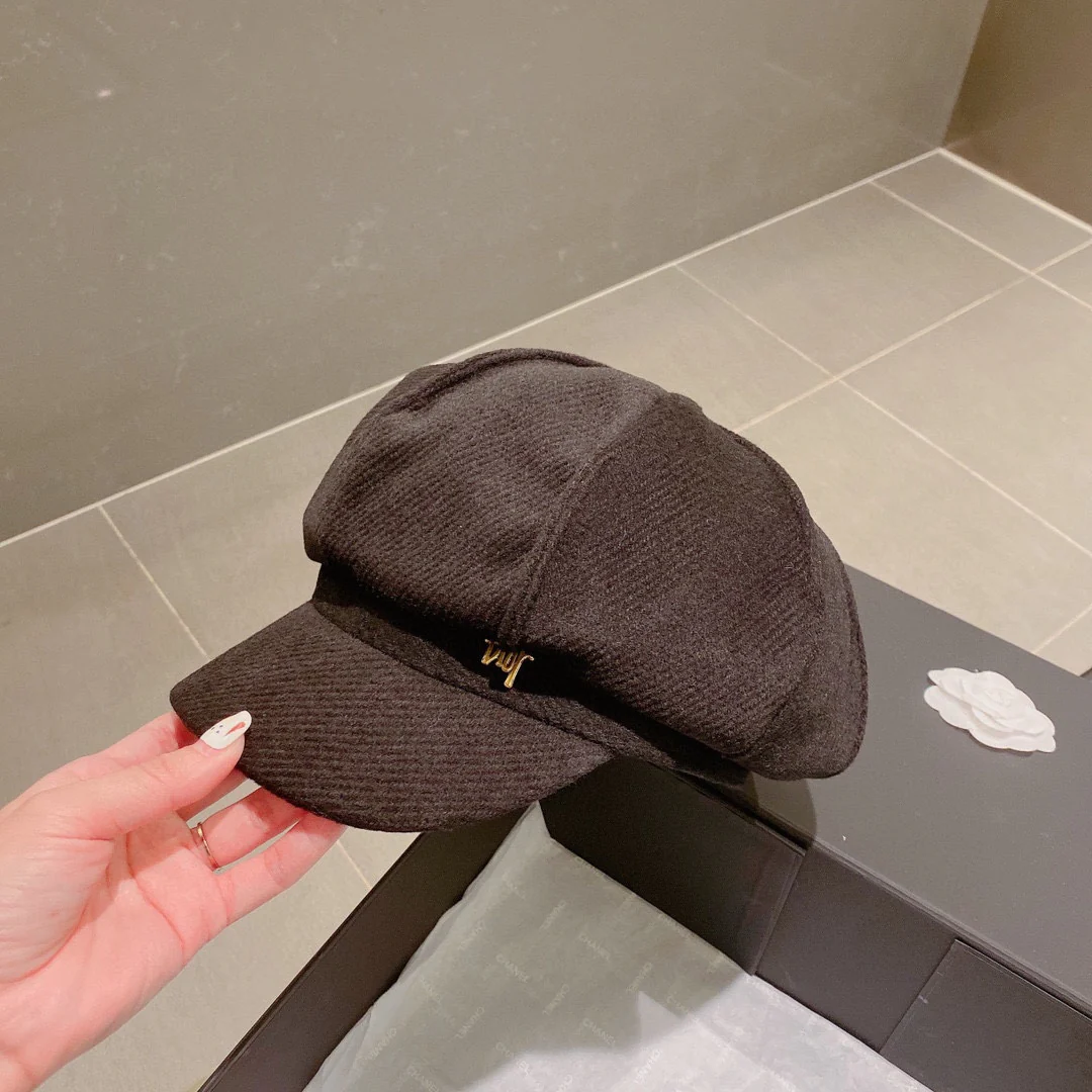 Dior - Бейсболка в клетку в стиле 