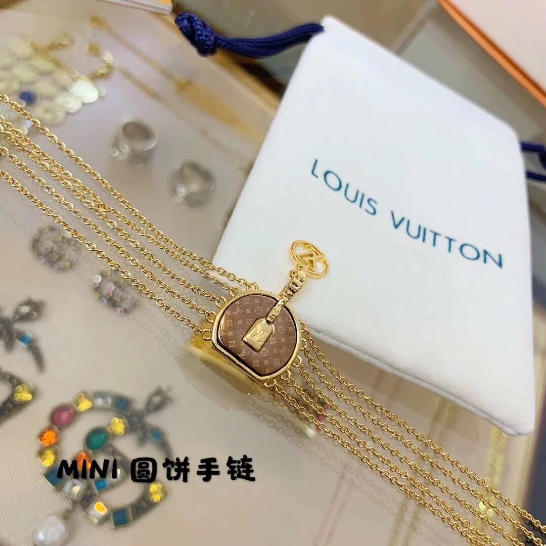 Браслет LV - 6