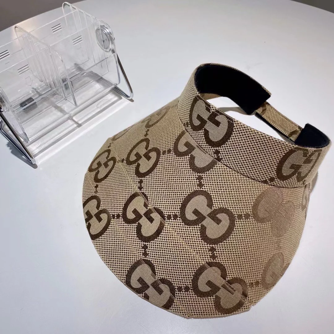 Gucci - Новая солнцезащитная шляпа с монограммой Double G