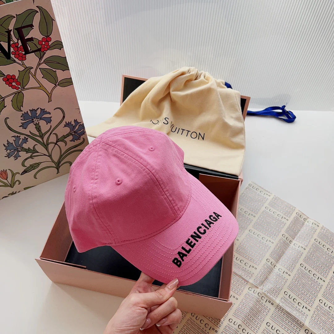 Бейсболка Balenciaga - розовая