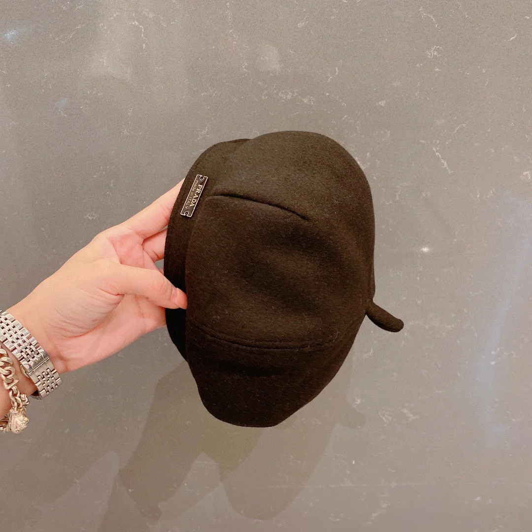 Шерстяной берет Prada - черный - 1