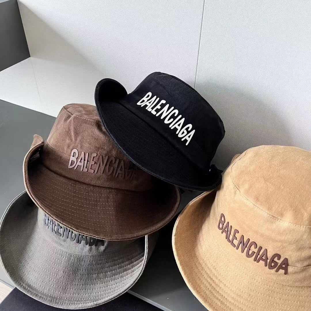 Balenciaga - Выстиранная рыбацкая шляпа на шнуровке