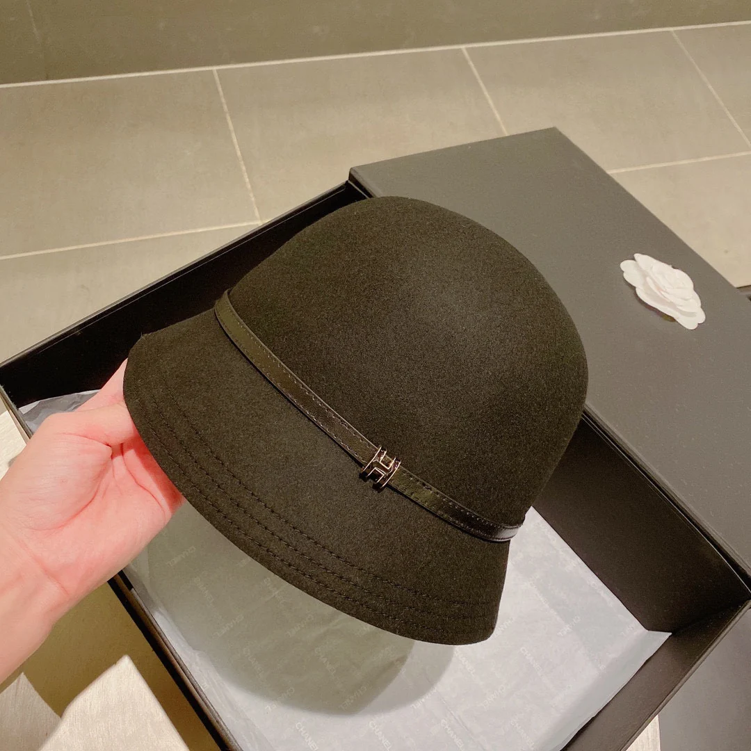 Шерстяная шляпа Hermes - черная - 2