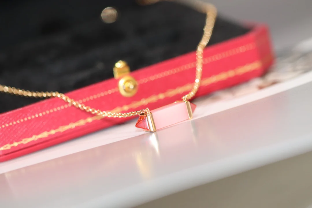 Cartier - Колье - Розовое 008