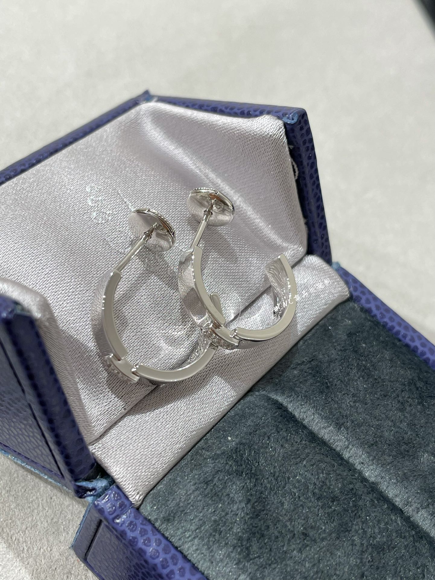 Серьги Chaumet 010