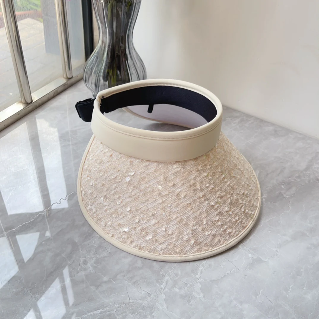 Новинка лета 2024 от Chanel - Солнцезащитная шляпа с пайетками - Белая