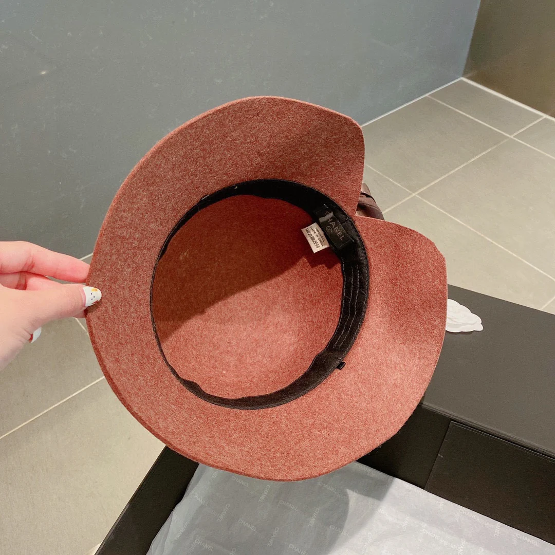 Шерстяная шляпа Chanel - коричневая