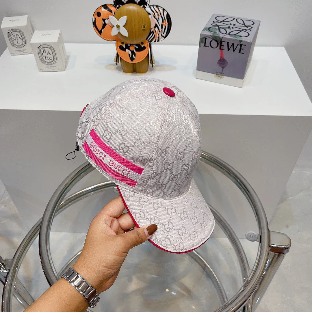 Gucci - Новая бейсболка с вышитой двойной буквой G - Белая