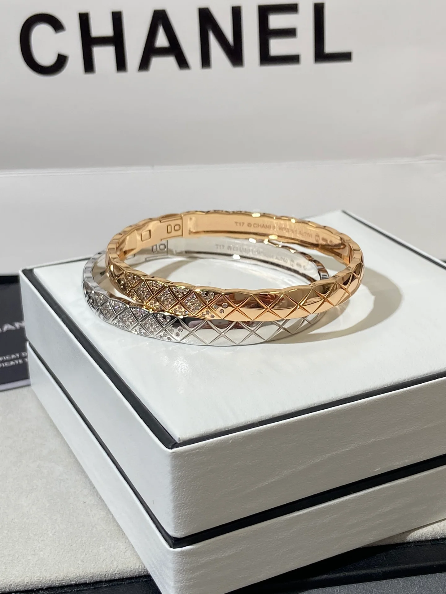 Браслет Chanel 105