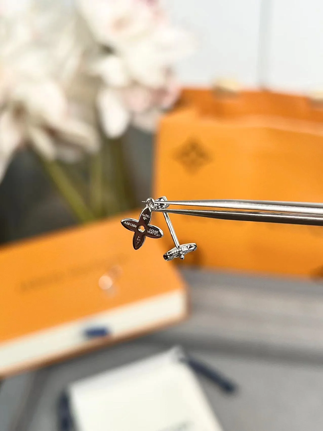 Серьги LV 049