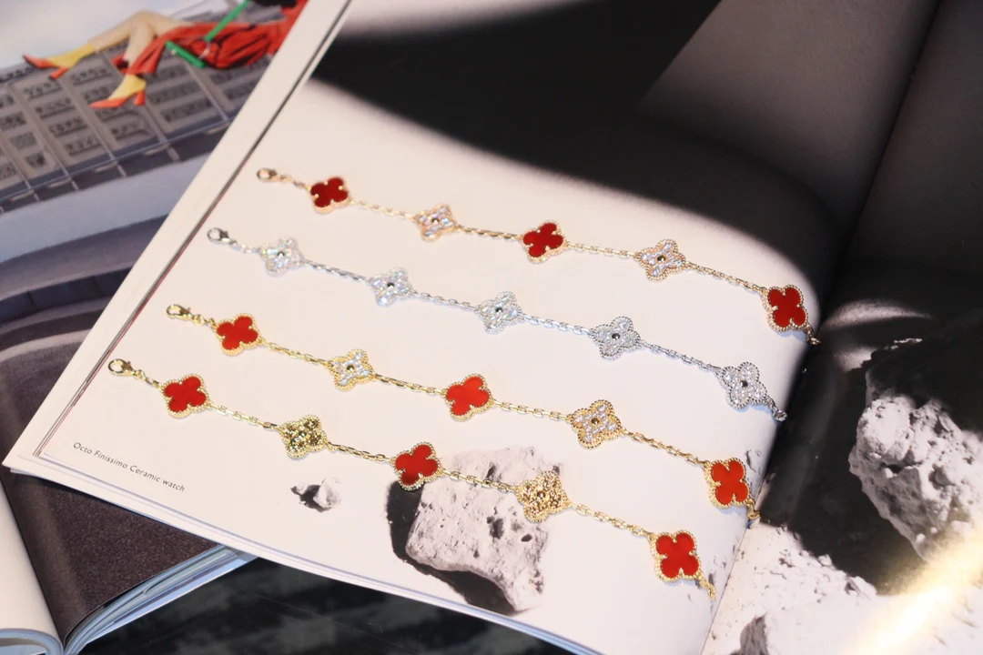 Браслет VCA - 13