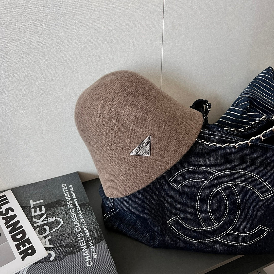 шерстяная панама Prada