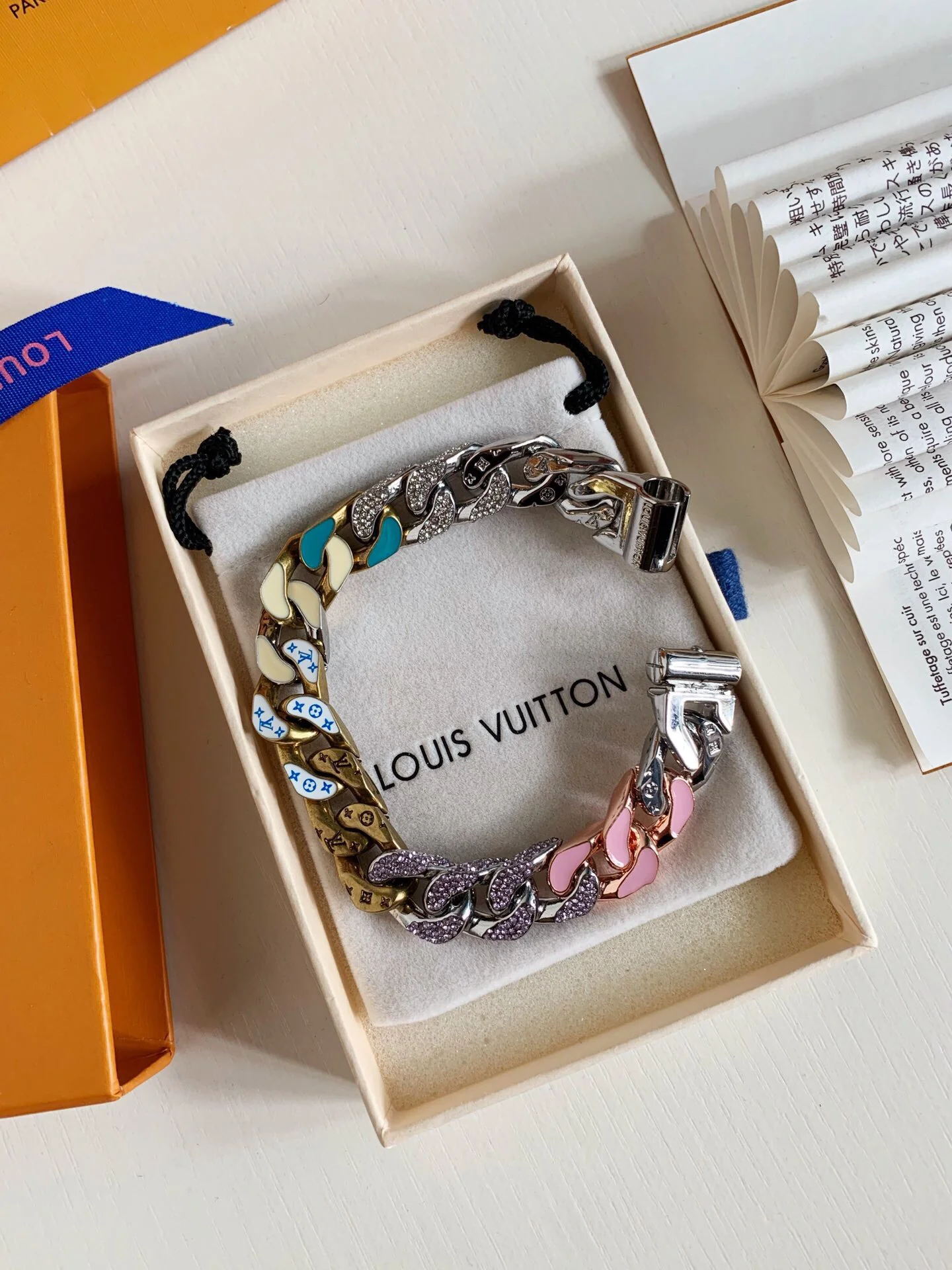 LV - Колье - Браслет