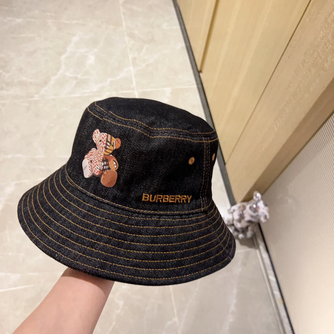 Новая джинсовая панама Burberry 