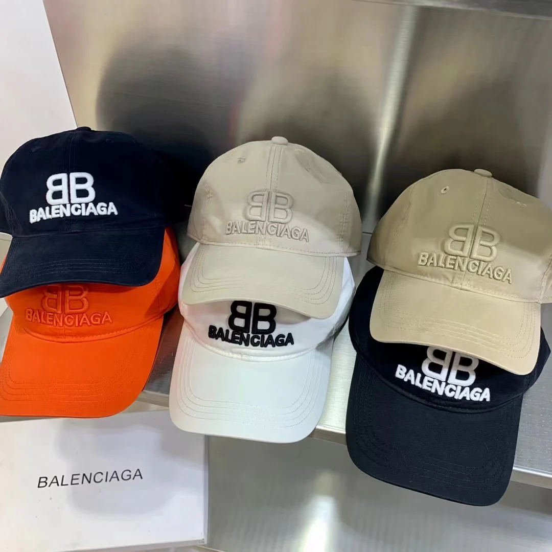 Бейсболка Balenciaga с вышивкой - 3