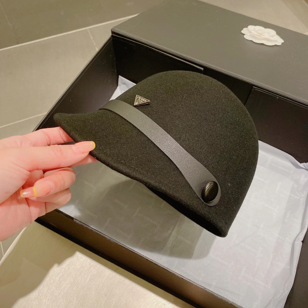 Prada - Шерстяная шляпа для верховой езды - Черная