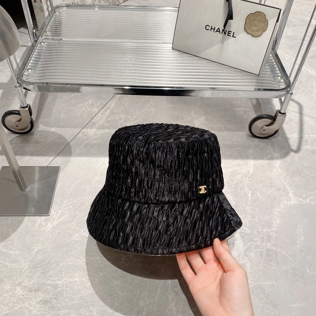 Новинка сезона весна/лето 2023 от Chanel - Рыбацкая шляпа - Черная