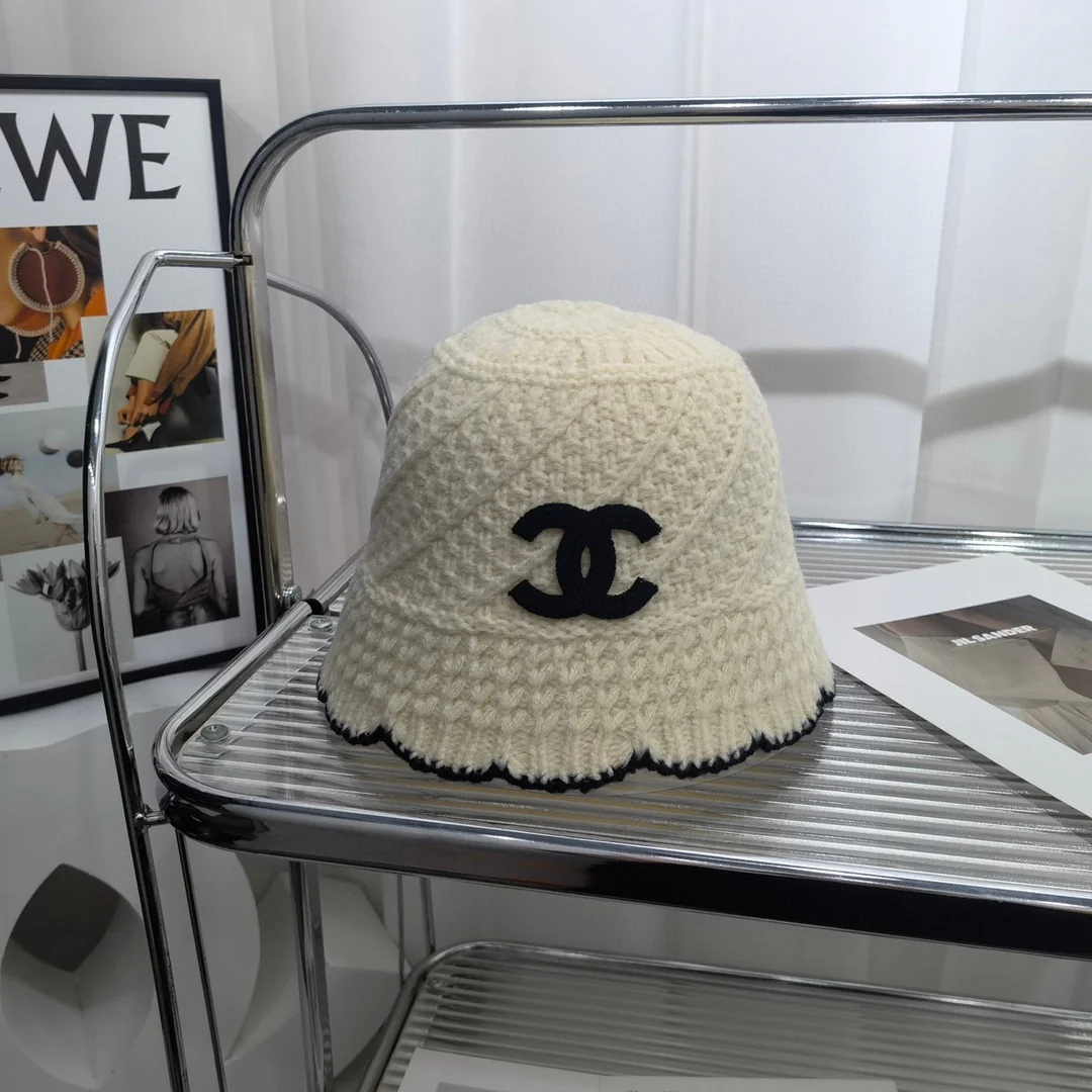 Chanel - Шерстяная рыбацкая шляпа