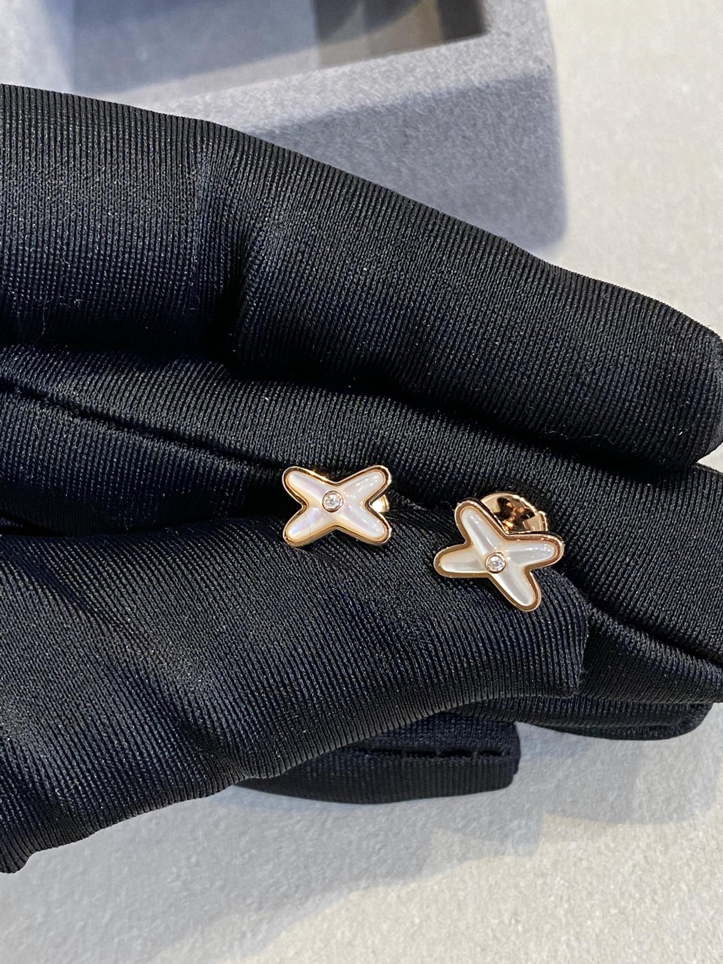 Серьги Chaumet