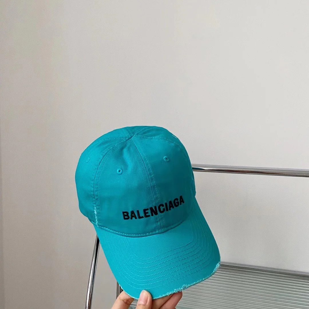 Бейсболка Balenciaga с вышивкой - Лейк-Грин