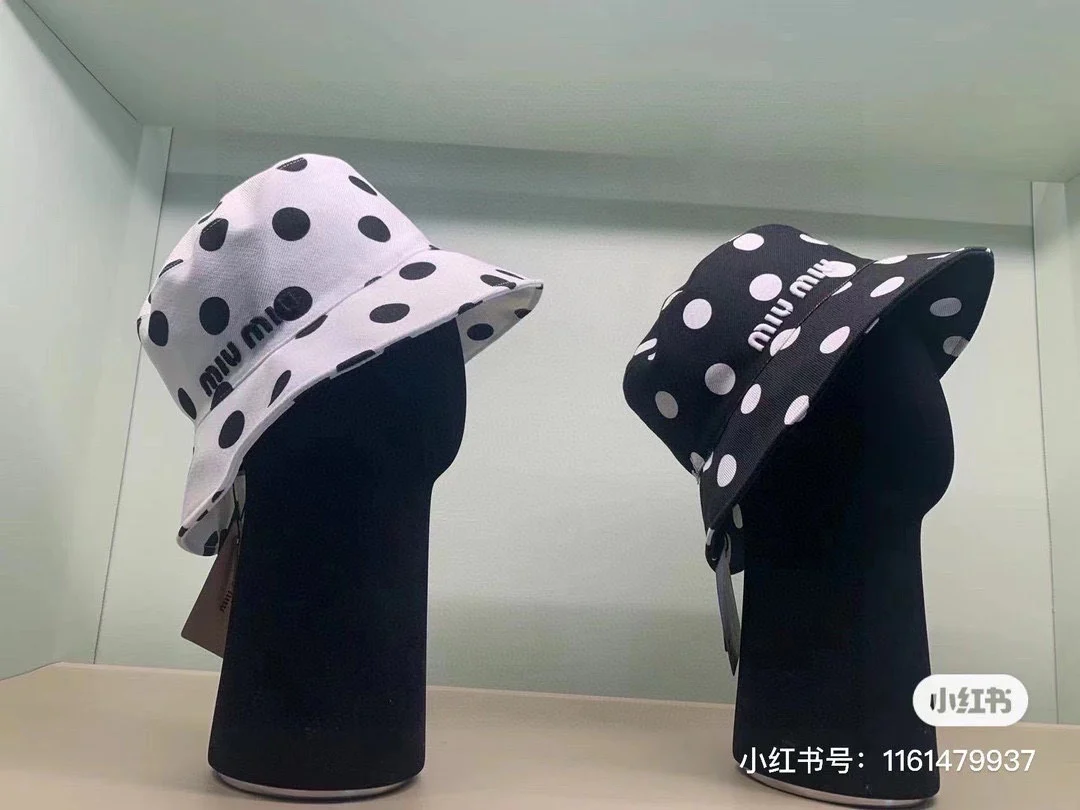 Miu Miu - Новая панама в горошек - Белая