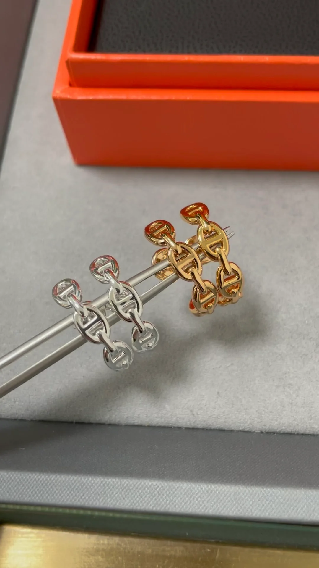 Серьги Hermes 025