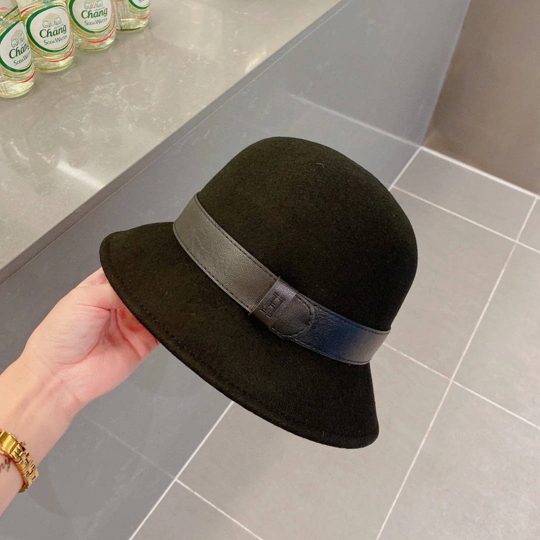 Шерстяная шляпа Hermes - черная