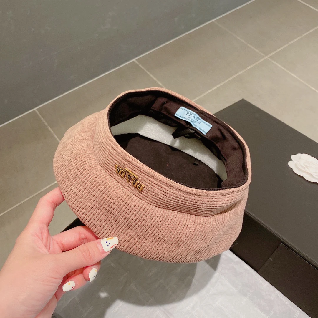 Берет из вельвета Prada - абрикосовый