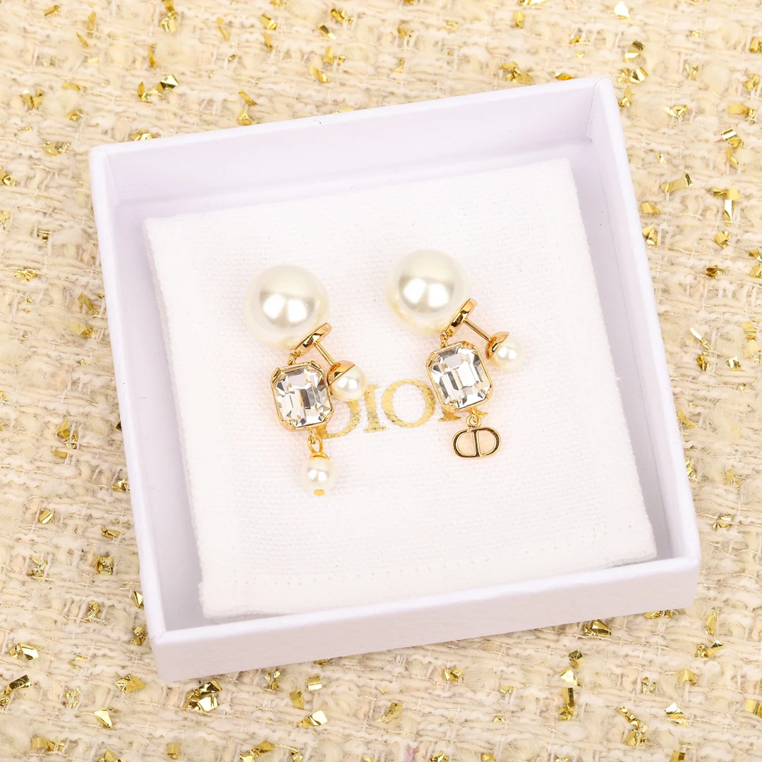 Серьги Dior 143