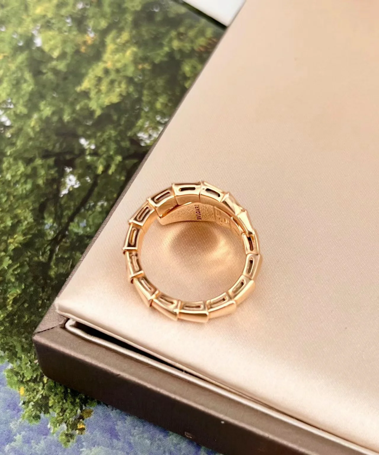 Кольцо Bvlgari 024