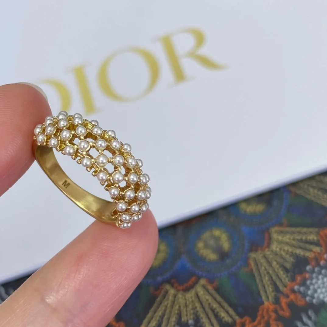 Кольцо Dior 008