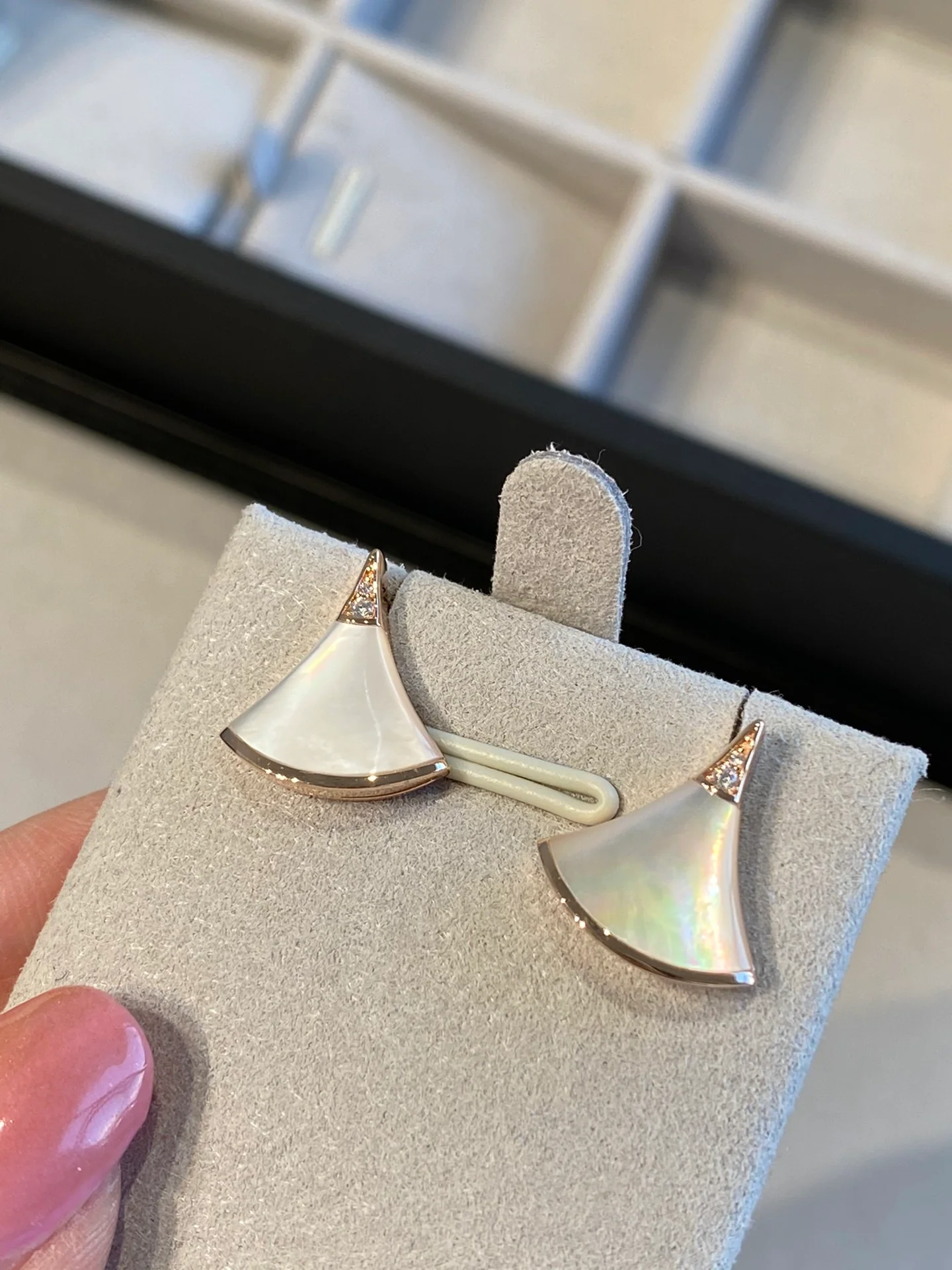 Серьги Bvlgari 031