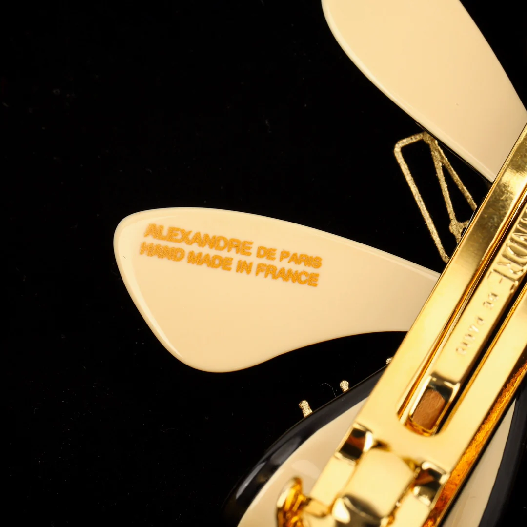 Заколка для волос Chanel 011