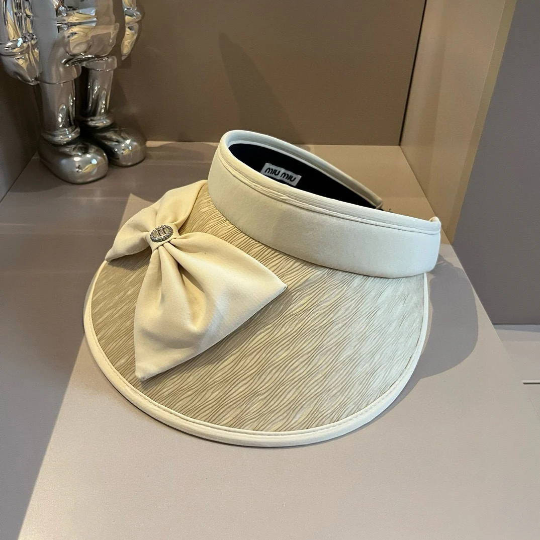 Miu Miu - Солнцезащитная шляпа с бабочкой - Коричневая