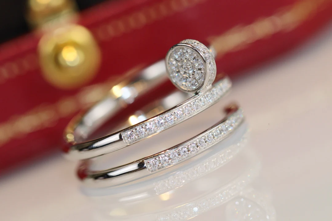 Кольцо Cartier с тремя гвоздями - белое золото - полностью бриллиантовое