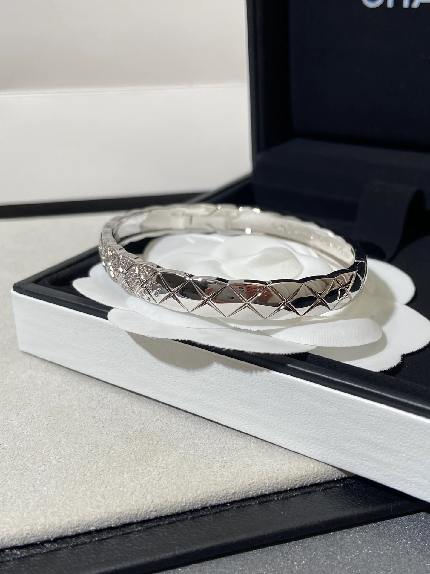 Браслет Chanel 105