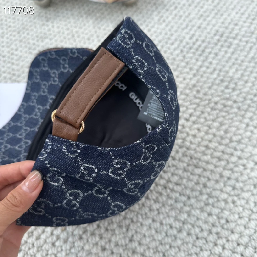 Бейсболка Gucci Весна/Лето 2023 - Синяя